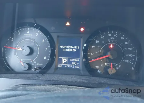 2016 Toyota Sienna Le 8 Passenger z USA, uszkodzony, nr VIN 5TDKK3DC3GS757877